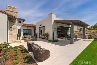 Single Family Residence, 12 Water Port, Newport Beach, CA 92657 - 21