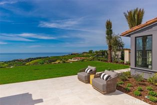 Single Family Residence, 12 Water Port, Newport Beach, CA 92657 - 24