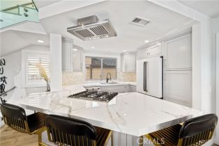 Townhouse, 703 Carnation, Corona Del Mar, CA 92625 - 6