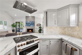 Townhouse, 703 Carnation, Corona Del Mar, CA 92625 - 7