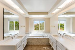 Townhouse, 19228 Seabrook ln, Huntington Beach, CA 92648 - 13