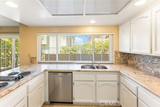 Townhouse, 19228 Seabrook ln, Huntington Beach, CA 92648 - 8