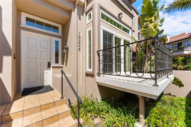 Townhouse, 19228 Seabrook ln, Huntington Beach, CA 92648 - 1