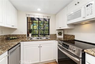 Condominium, 25521 Indian Hill ln, Laguna Hills, CA 92653 - 16