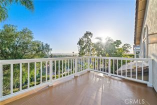 Single Family Residence, 25712 Wood Brook rd, Laguna Hills, CA 92653 - 25