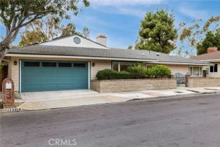 Single Family Residence, 2233 Heather ln, Newport Beach, CA 92660 - 4