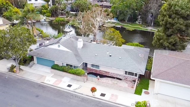 Single Family Residence, 2233 Heather ln, Newport Beach, CA 92660 - 1