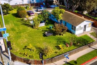 Single Family Residence, 2410 Florida st, Huntington Beach, CA 92648 - 2