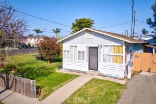 Single Family Residence, 2410 Florida ST, Huntington Beach, CA  Huntington Beach, CA 92648