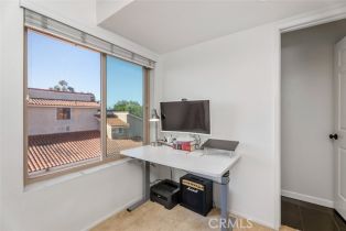 Condominium, 19132 Shoreline ln, Huntington Beach, CA 92648 - 11