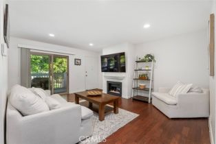 Condominium, 19132 Shoreline ln, Huntington Beach, CA 92648 - 4