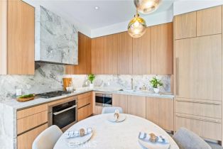 Condominium, 211 Elm Court, Westwood, CA 90067 - 12