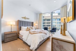 Condominium, 211 Elm Court, Westwood, CA 90067 - 14