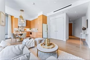 Condominium, 211 Elm Court, Westwood, CA 90067 - 3