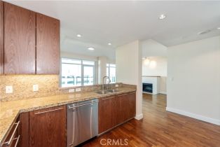 Condominium, 3141 Michelson dr, Irvine, CA 92612 - 7