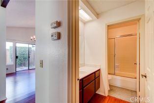 Single Family Residence, 7 Mccormick, Irvine, CA 92620 - 16