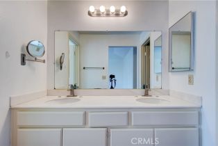 Single Family Residence, 7 Mccormick, Irvine, CA 92620 - 17