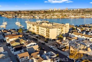 Condominium, 310 Fernando st, Newport Beach, CA 92661 - 2