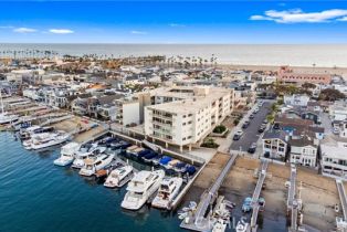 Condominium, 310 Fernando st, Newport Beach, CA 92661 - 9