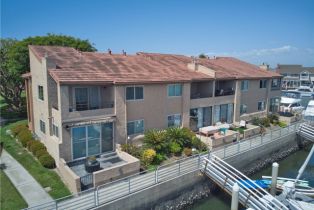 Condominium, 17114 BLUEWATER ln, Huntington Beach, CA 92649 - 3