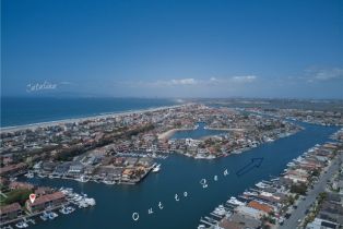 Condominium, 17114 BLUEWATER ln, Huntington Beach, CA 92649 - 4