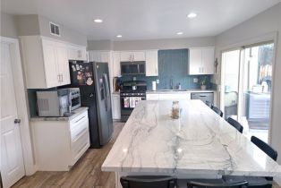 Single Family Residence, 1361 Camelot dr, Corona, CA 92882 - 12