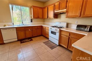 Single Family Residence, 1461 Goldeneagle dr, Corona, CA 92879 - 5