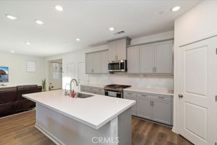 Single Family Residence, 2275 Melogold way, Corona, CA 92883 - 8