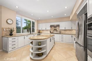 Single Family Residence, 11 Riviera, Coto De Caza, CA 92679 - 14