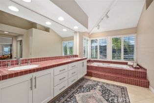 Single Family Residence, 11 Riviera, Coto De Caza, CA 92679 - 20