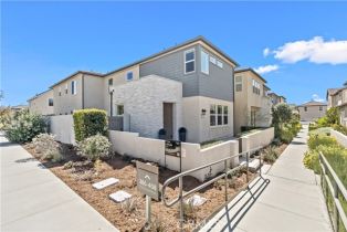 Condominium, 396 Chorus, Irvine, CA 92618 - 2