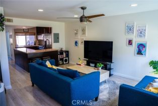 Condominium, 54 Oval rd, Irvine, CA 92604 - 2