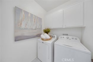 Condominium, 129 Talmadge, Irvine, CA 92602 - 21