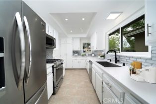 Single Family Residence, 25041 Sunset pl, Laguna Hills, CA 92653 - 2