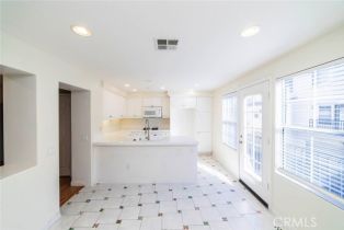 Condominium, 65 Chula Vista, Irvine, CA 92602 - 12