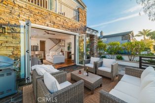 Condominium, 700 Acacia ave, Corona Del Mar, CA 92625 - 5
