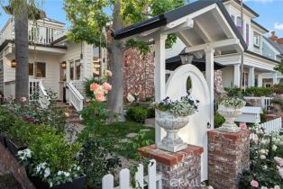 Single Family Residence, 209 Diamond ave, Newport Beach, CA 92662 - 8