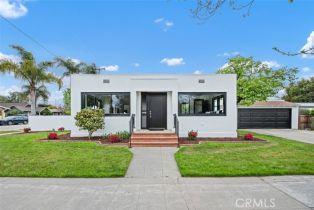 Single Family Residence, 740 Palm ave, Orange, CA 92866 - 4