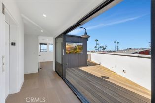 Condominium, 410 29th st, Newport Beach, CA 92663 - 12