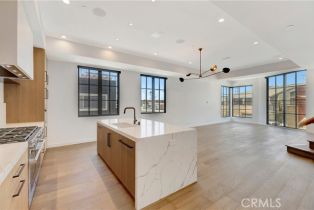 Condominium, 410 29th st, Newport Beach, CA 92663 - 4