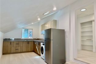 Residential Lease, 4082 Blackfin AVE, Irvine, CA  Irvine, CA 92620