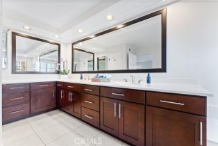 Single Family Residence, 19481 Riverdale ln, Huntington Beach, CA 92648 - 32