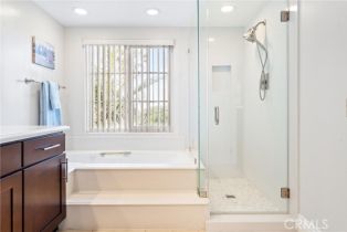 Single Family Residence, 19481 Riverdale ln, Huntington Beach, CA 92648 - 33