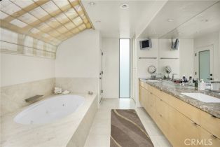 Single Family Residence, 1008 Balboa blvd, Newport Beach, CA 92661 - 21