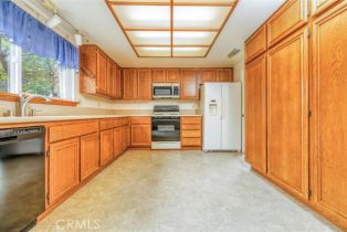 Single Family Residence, 1386 Rio Vista ct, Simi Valley, CA 93065 - 7