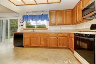 Single Family Residence, 1386 Rio Vista ct, Simi Valley, CA 93065 - 8