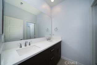 Condominium, 430 Transport, Tustin, CA 92782 - 20