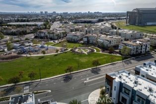 Condominium, 430 Transport, Tustin, CA 92782 - 4