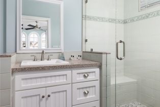 Single Family Residence, 1113 W Balboa boulevard, Newport Beach, CA 92661 - 12