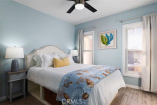 Single Family Residence, 1113 W Balboa boulevard, Newport Beach, CA 92661 - 13